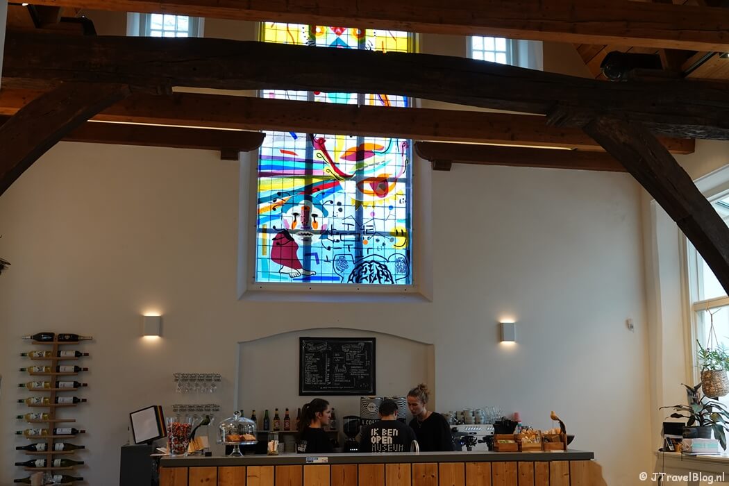 Het museumcafรฉ in Museum van de Geest in Haarlem