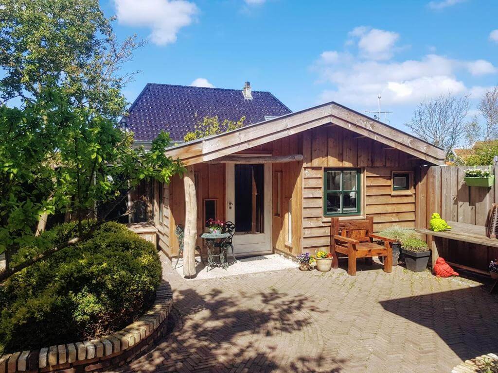Chalet in Oudeschild op Texel via Booking.com