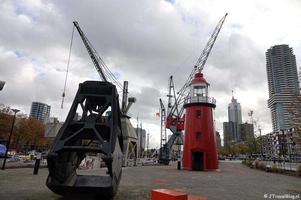 Buitenterrein van het Maritiem Museum tijdens mijn Food, Fashion & Design wandeling in Rotterdam