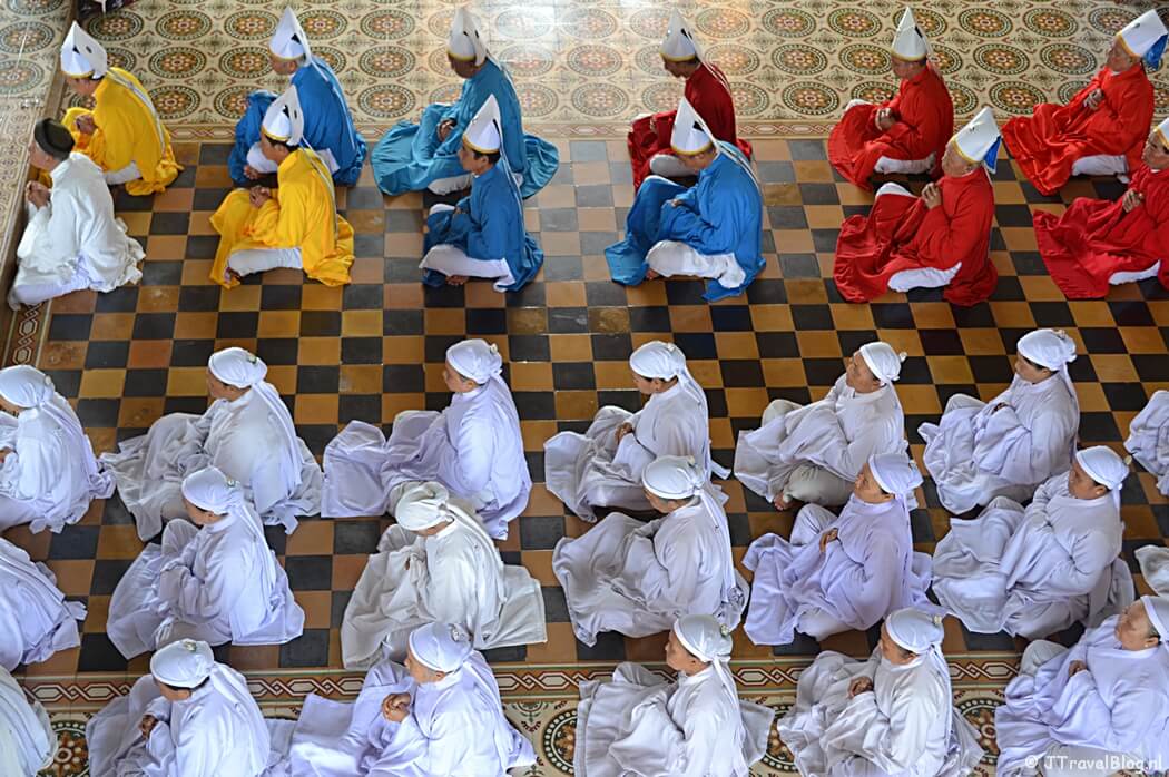 Fotoblog met blauwe foto's: Cao Dai Tempel in Vietnam