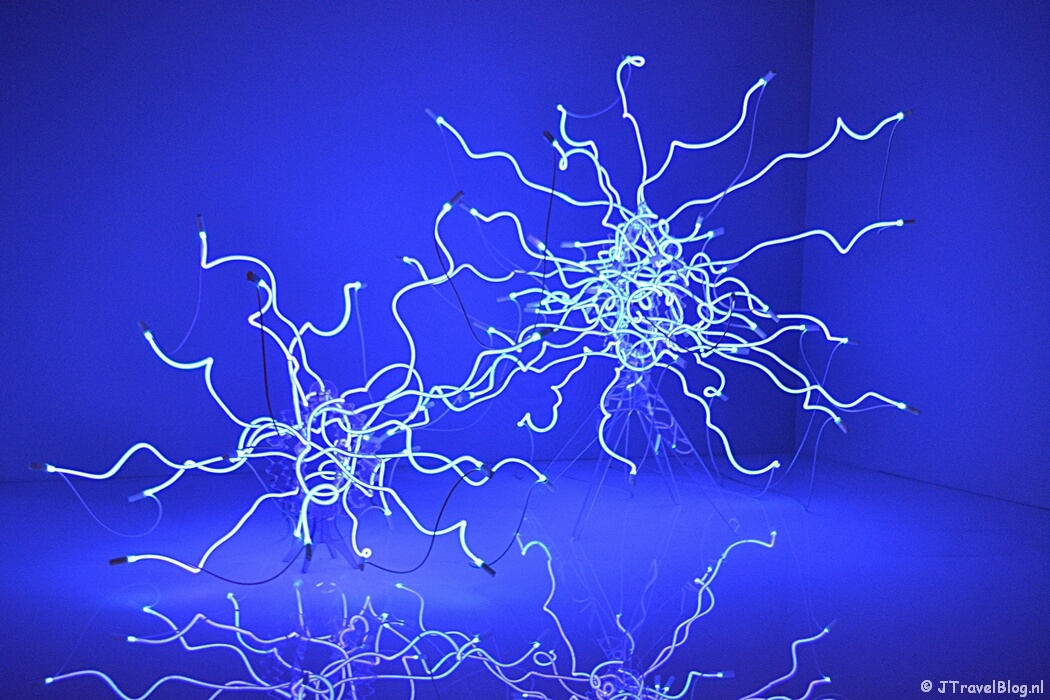 Fotoblog met blauwe foto's: Groninger Museum in Groningen