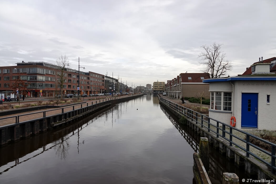 Diemen tijdens mijn wandeling van de 1e etappe van de oudste wandelroute van Nederland van Station Amsterdam-Muiderpoort naar Driemond