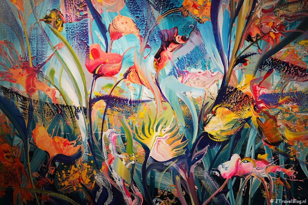 Werk van Peter Meijer in het Flower Art Museum in Aalsmeer