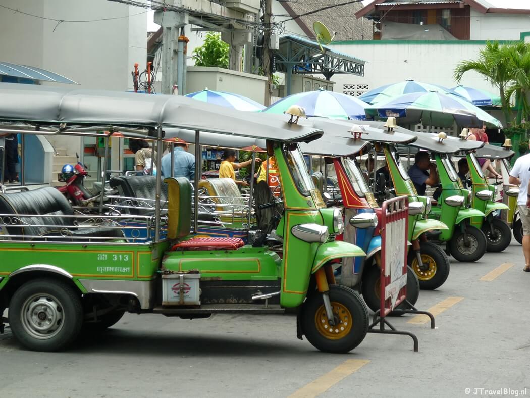Het vervoer is een van de redenen om naar Thailand te gaan