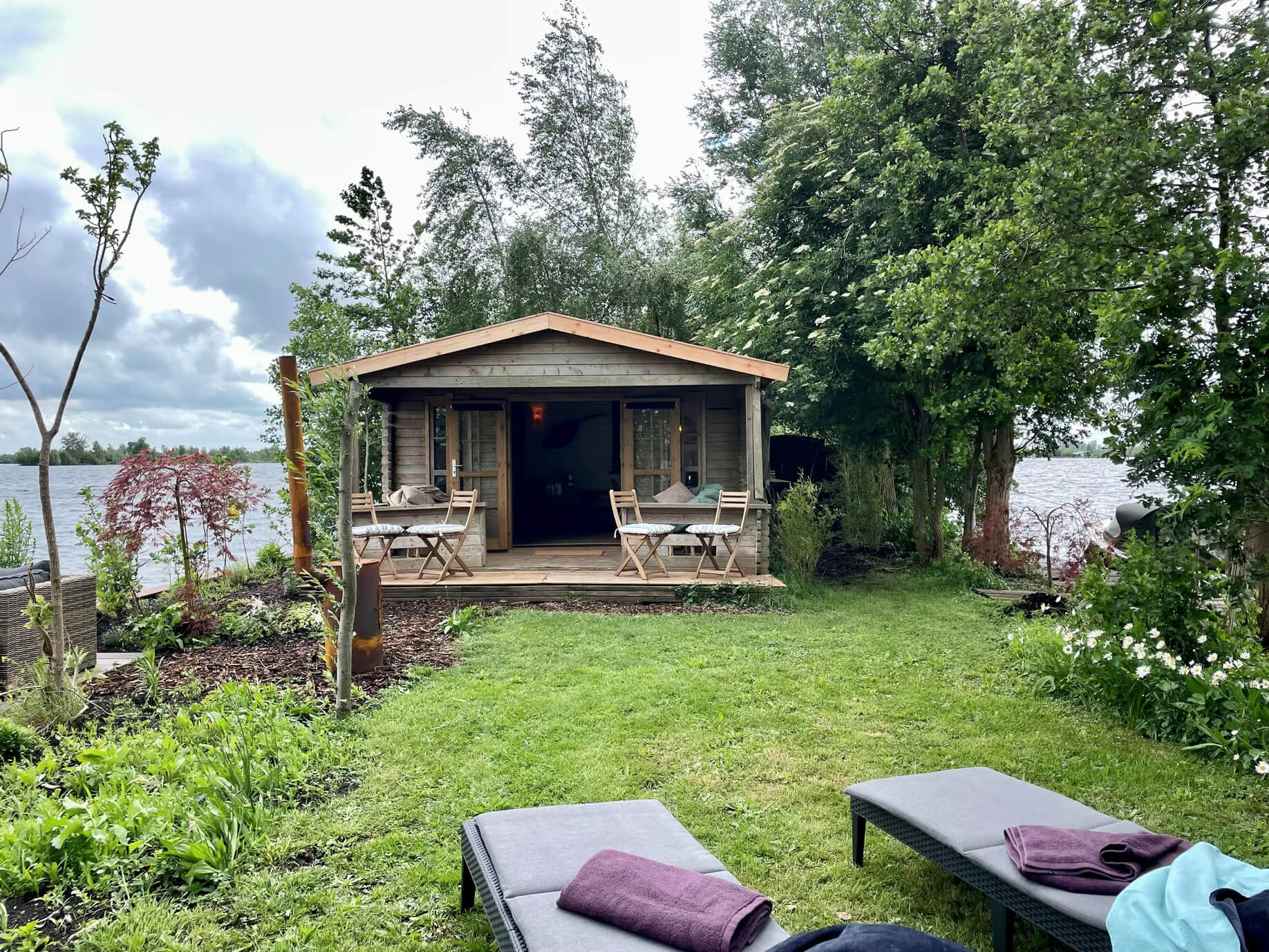 De leukste tiny houses in Nederland : Blokhut in Vinkeveen - Noord-Holland