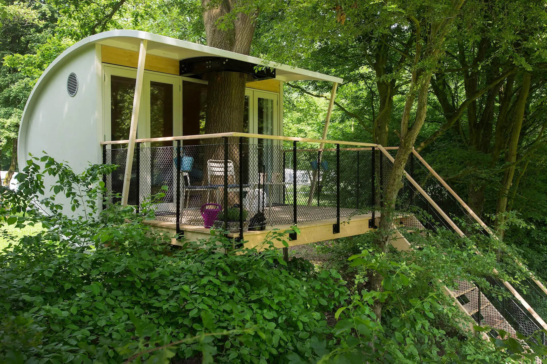 De leukste tiny houses in Nederland : Boomhut in Lelystad - Flevoland