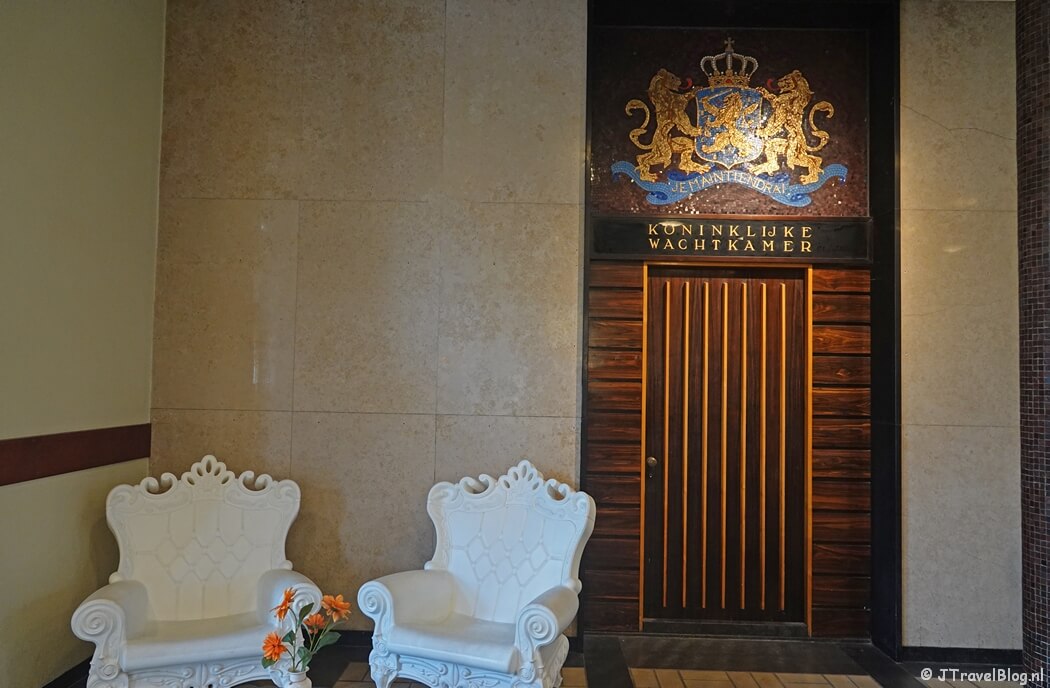 Koninklijke Wachtkamer op Station Baarn tijdens mijn NS-wandeling Landgoed Groeneveld