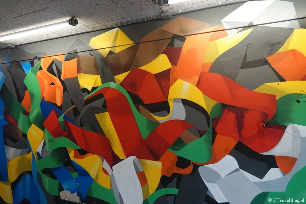 Street art van Ozon tijdens mijn street art wandeling in Rotterdam-Noord