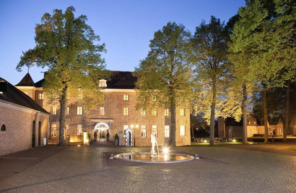 Overnachten in een monumentaal gebouw in Nederland : Kasteel in Tegelen - Limburg