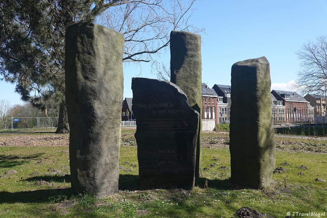Slavernijmonument Keti Koti tijdens de Geniedijkroute in Hoofddorp