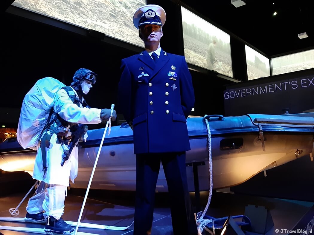 Marine in het Nationaal Militair Museum in Soesterberg