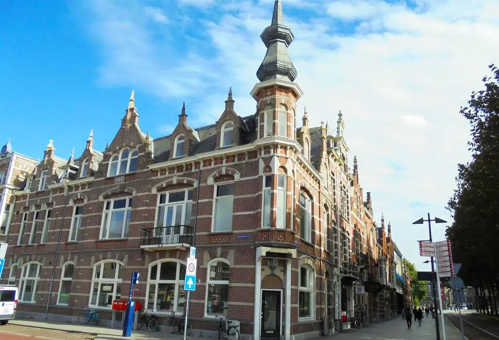 Overnachten in een monumentaal gebouw in Nederland : Torenkamer in Den Bosch - Noord-Brabant