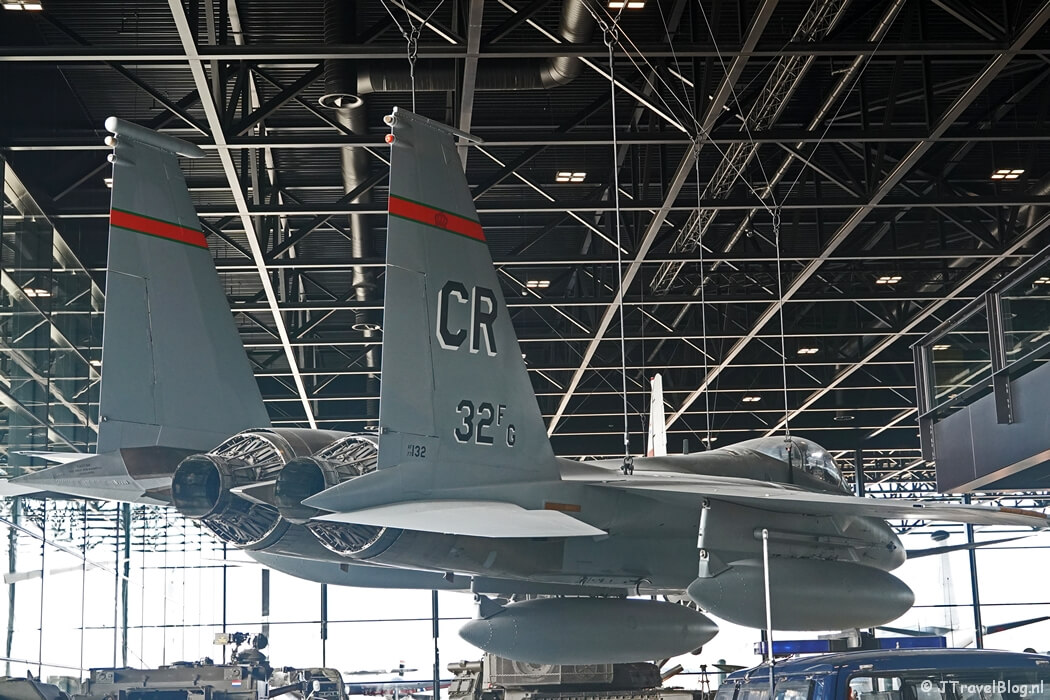 Vliegtuig in het Nationaal Militair Museum in Soesterberg