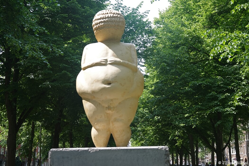 Kunstwerk van Bastienne Kramer (nr. 43) tijdens ARTZUID 2025 in Amsterdam