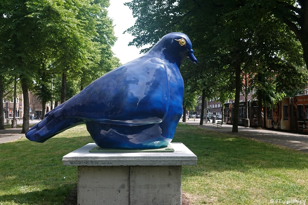 Kunstwerk van Marte Rรถling (nr. 45) tijdens ARTZUID 2025 in Amsterdam