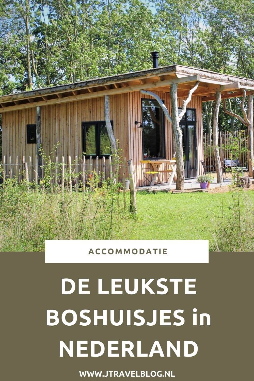 Een boshuisje is een vakantiehuis dat in een bosrijke omgeving ligt. Andere benamingen zijn natuurhuisje, boswoning, boschalet of boshut. Boshuisjes zijn zeer geschikt voor natuurliefhebbers, wandelaars en rustzoekers. Ik heb een aantal boshuisjes in Nederland voor je op een rijtje gezet. #boshuisje #accommodatie #jtravelblog #jtravel