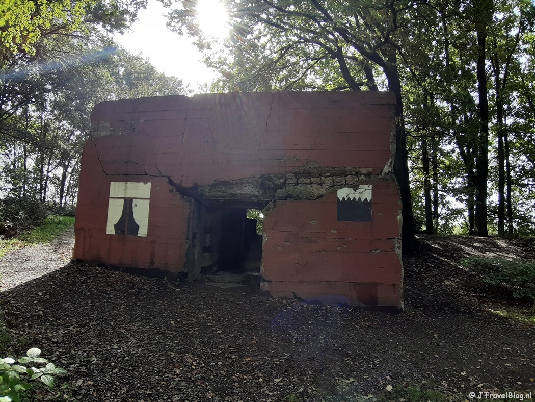 Pantherstellung tijdens etappe 11 van het Pad van de Vrijheid van Veenendaal De Klomp naar Veenendaal Prattenburg