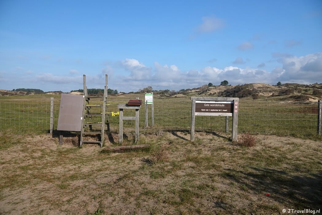 De trap naar het Kraansvlak tijdens de gele route vanaf ingang Wurmenveld Nationaal Park Zuid-Kennemerland