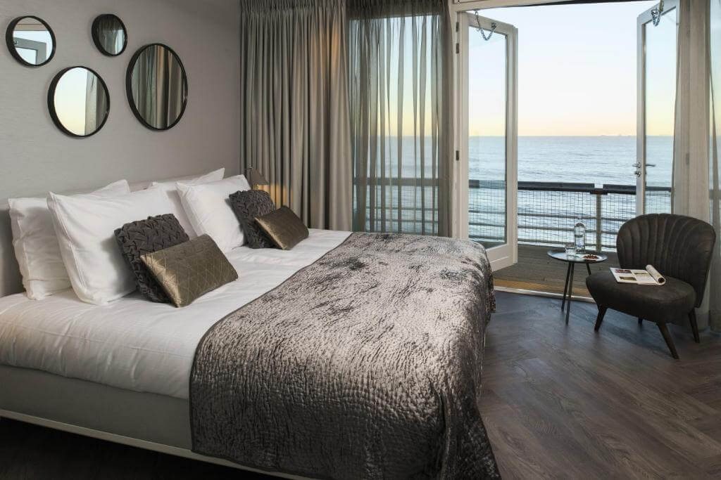 De leukste hotels voor een weekendje aan zee in Nederland : De Pier Suites in Scheveningen - Zuid-Hollland