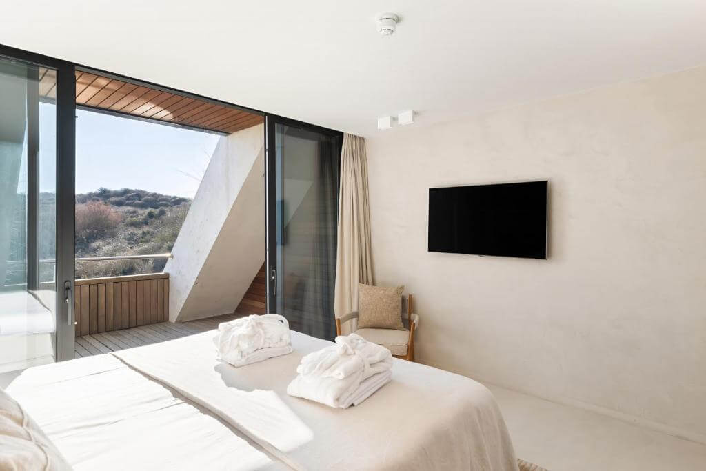 De leukste hotels voor een weekendje aan zee in Nederland : Duinhotel Tien Torens in Zoutelande - Zeeland