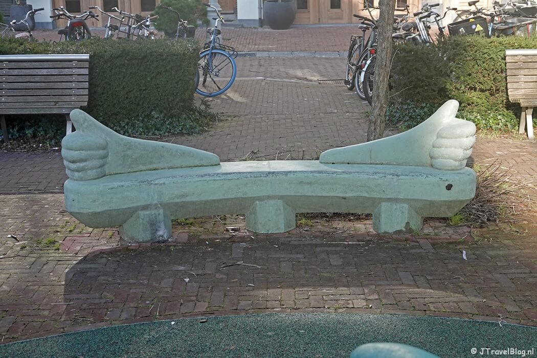 Het kunstwerk Kinderverzet in Amsterdam tijdens de Podwalk Het Verhaal van Nederland – Amsterdam : Weldoeners en weelde in de Pijp