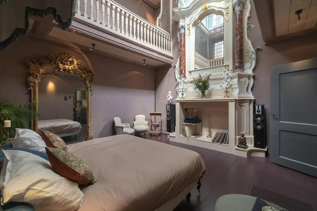 Bijzonder overnachten in een klooster : Kapel in Amsterdam