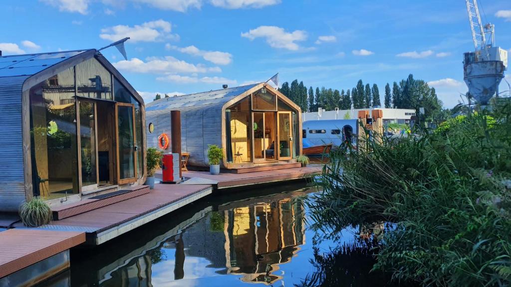 Overnachten op een woonboot : Wikkelboat in Den Bosch