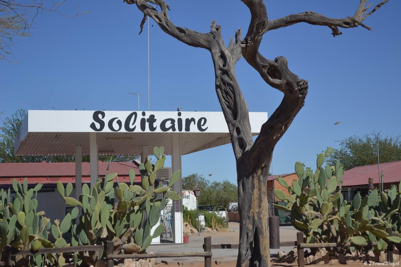 Een stop onderweg om te tanken: Solitaire