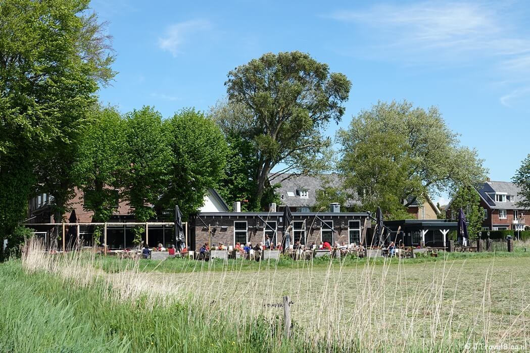 Cafรฉ Het Wapen van Kennemerland tijdens de Trage Tocht Haarlem