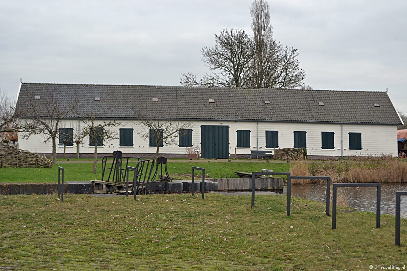Fortboerderij Dijkzicht van boer Bos bij het CRASH Luchtoorlog- & Verzetsmuseum ’40-’45 in Aalsmeerderbrug