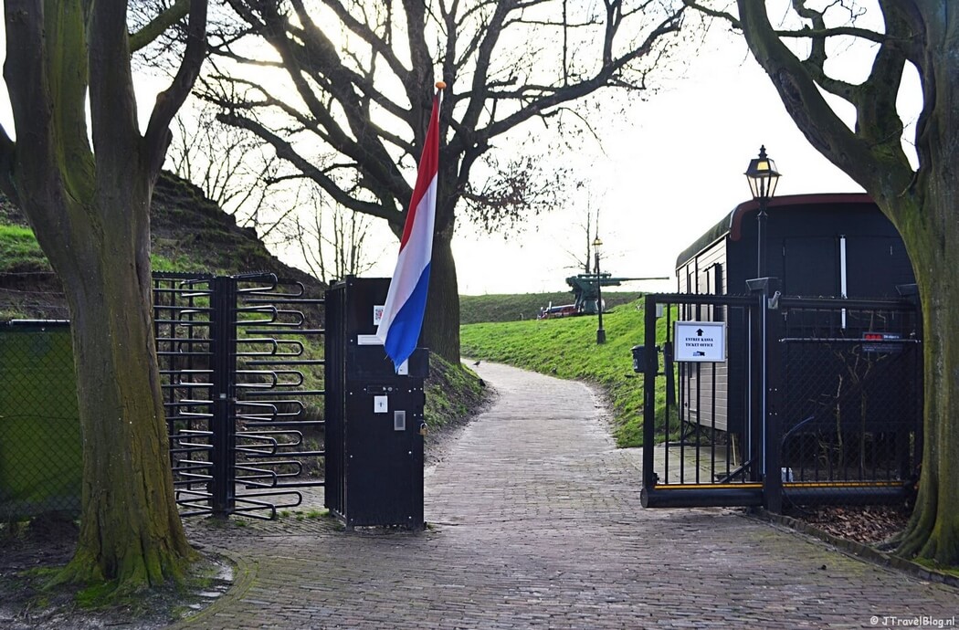 De entree van het Nederlands Vestingmuseum in Naarden