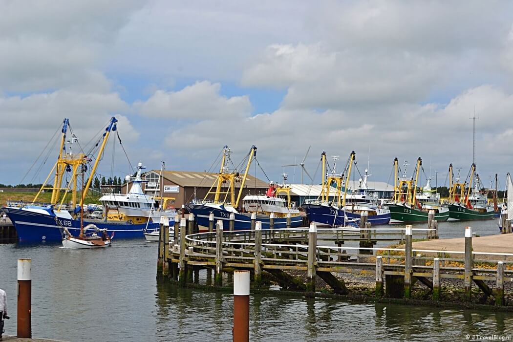 De haven van Oudeschild op Texel