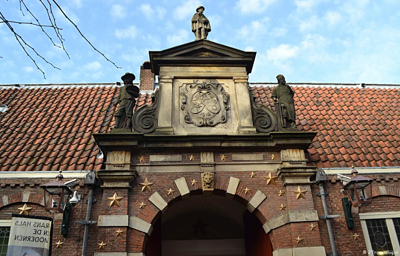 De buitenkant van het Frans Hals Museum in Haarlem