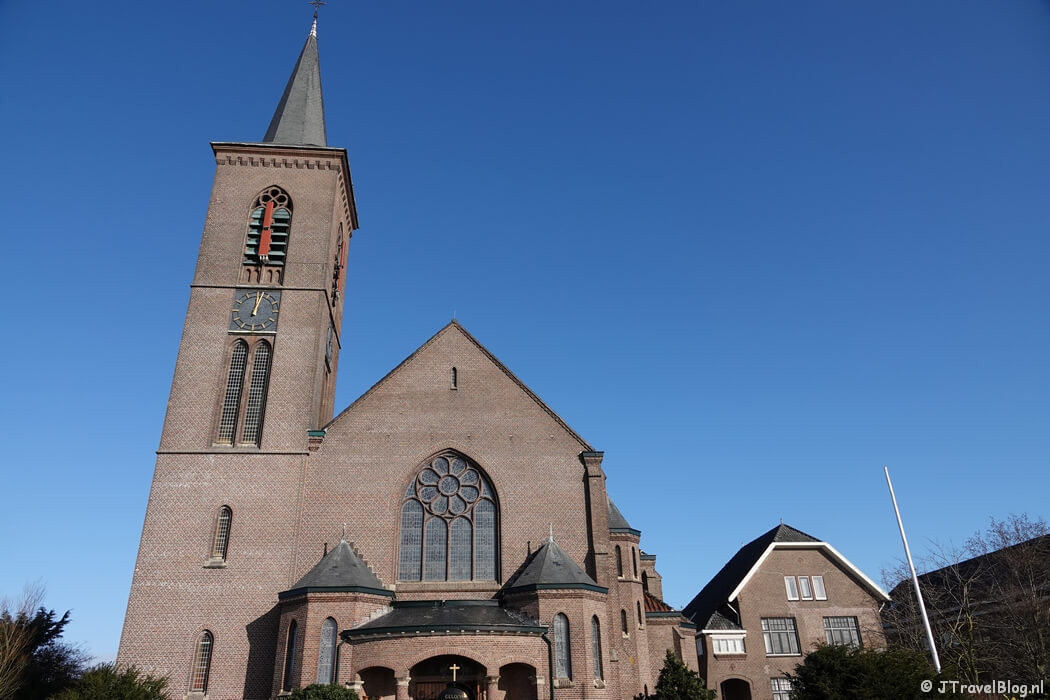 De Heilig Hart van Jezuskerk in De Zilk tijdens de Verborgen Verleden fietsroute langs historische plekken in Noordwijkerhout en De Zilk