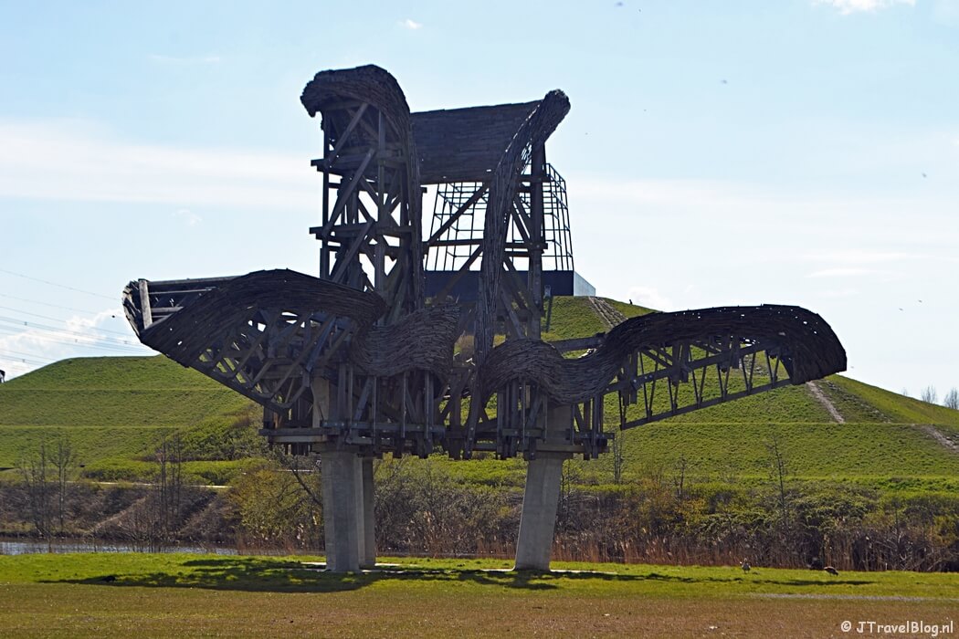 Het kunstwerk Waterlelie in Recreatiegebied Groene Weelde tijdens de Trage Tocht Vijfhuizen