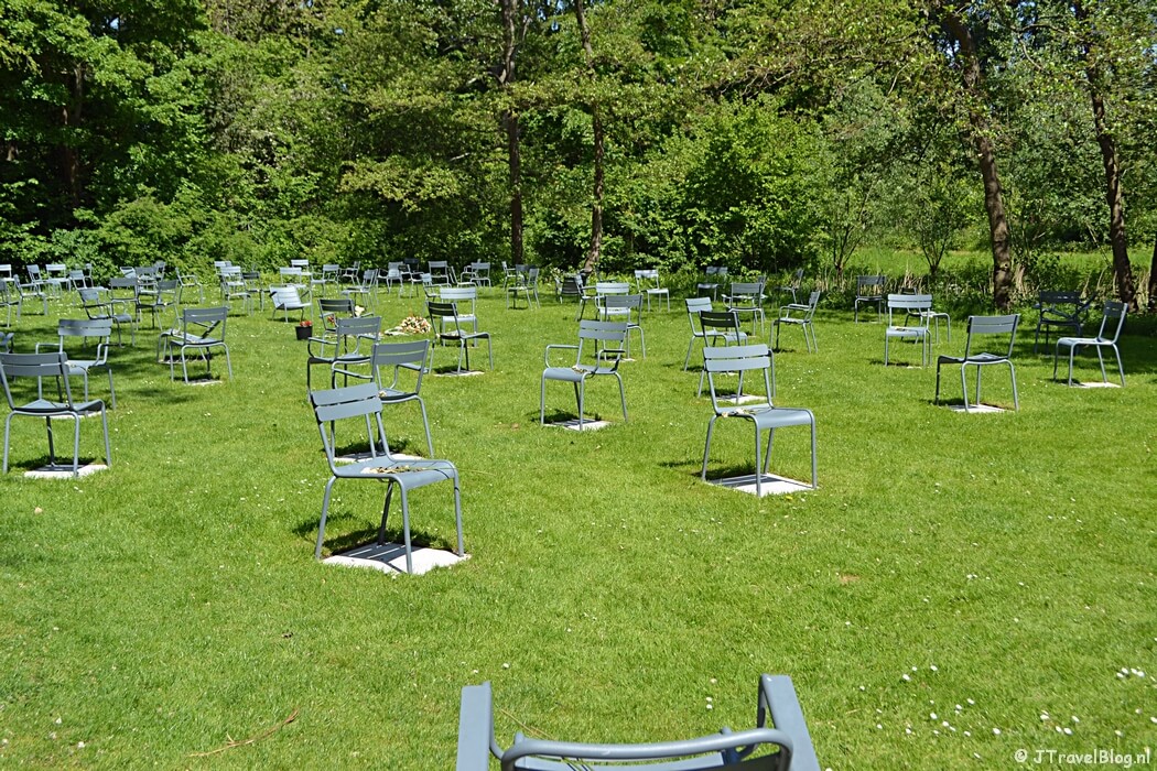 Monument Rozenoord in het Amstelpark tijdens mijn wandeling langs het groene deel van de Amsterdamse Zuidas