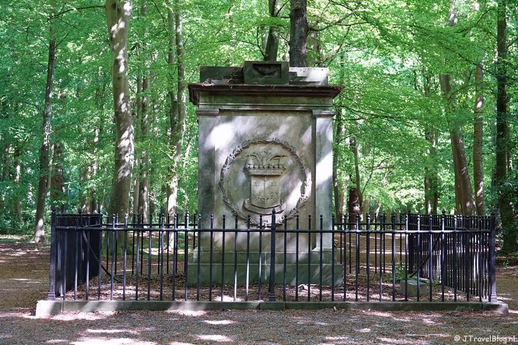 Monument van Laurens Janszoon Coster in de Haarlemmerhout tijdens de Trage Tocht Haarlem