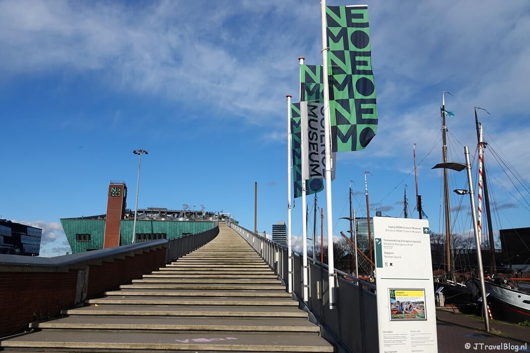 NEMO tijdens mijn onderwijshistorische wandeling in Amsterdam