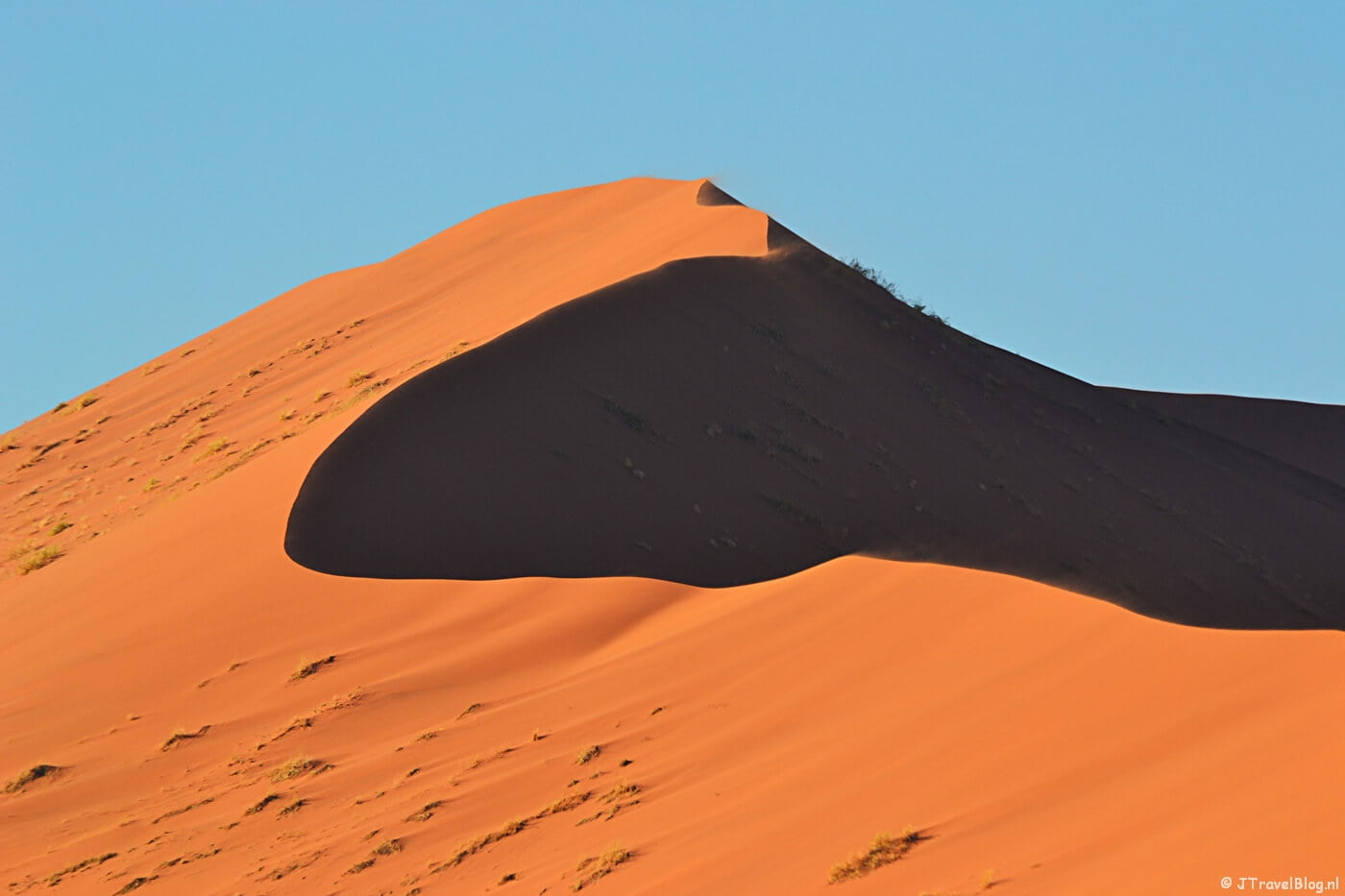 De rode zandduinen van de Sossusvlei