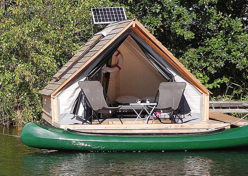 Trekkershut op een drijvend vlot in Weesp/Noord-Holland via Natuurhuisje.nl